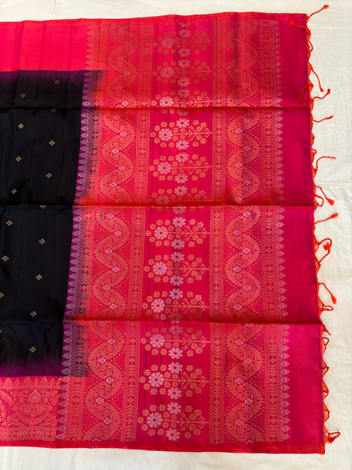 Ojasvi handloom softsilk saree - Pure silk saree
