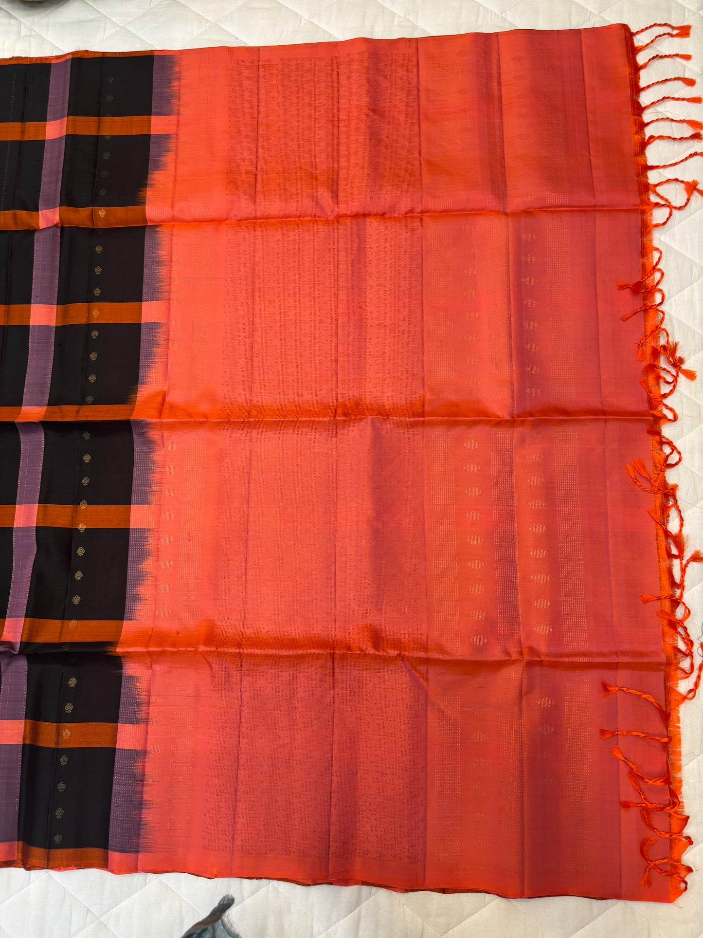 Oviya Kattam handloom softsilk saree - Pure silk saree-AK1111