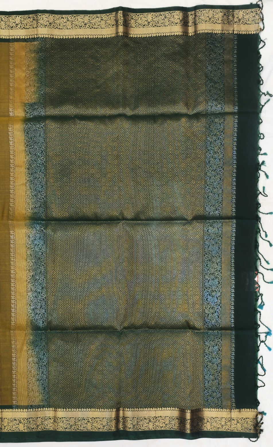 Vihra handloom softsilk saree - Pure silk saree