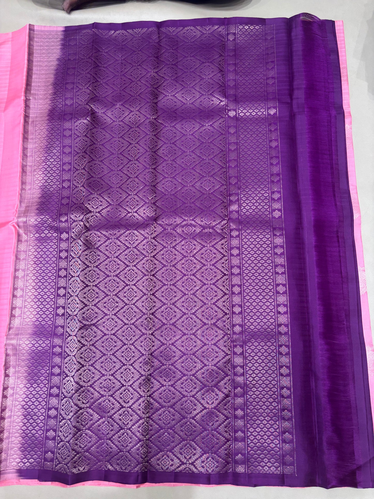 Izhana handloom softsilk saree - Pure silk saree