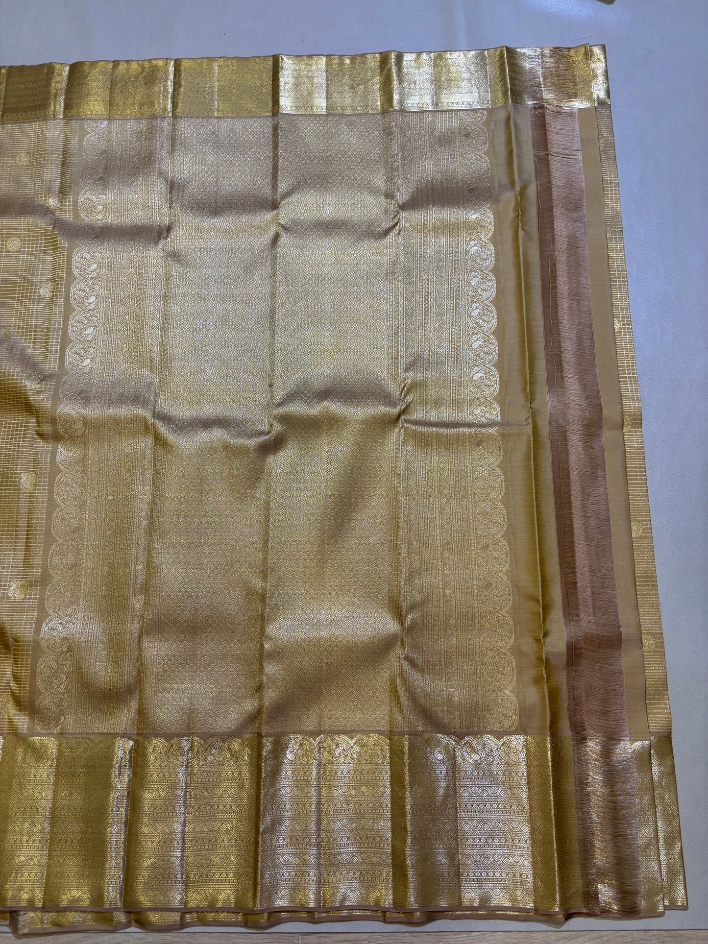 Thangapon Bridal silk saree - Pure silk saree