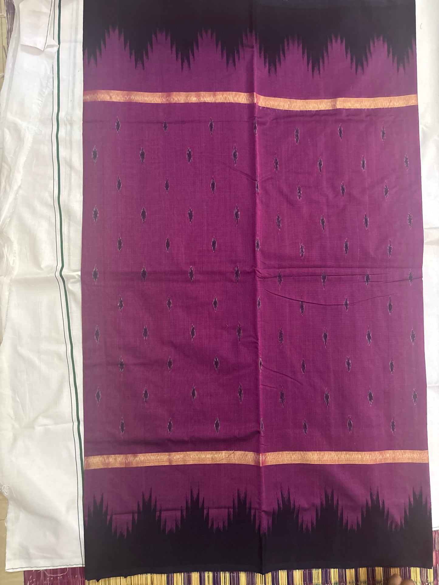 Nivila handloom Chettinad pure cotton saree with temple border - no blouse