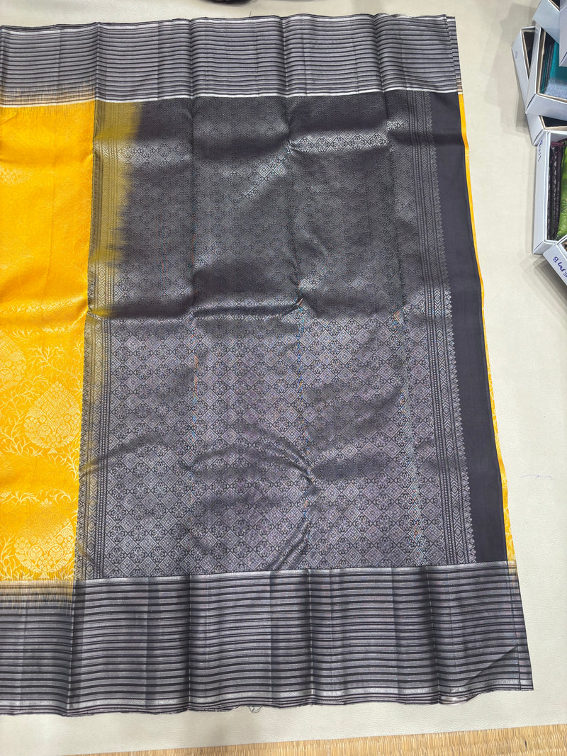 Riyanvi handloom softsilk saree- Pure silk saree- all self contrast - ASC1101