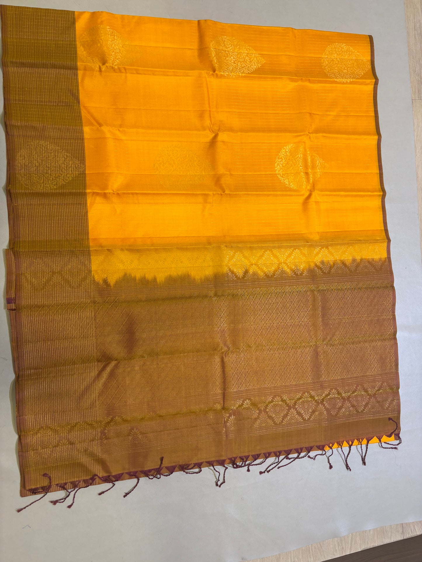 Yellow Vaidoori handloom softsilk saree - Vaira oosi design - Pure silk saree