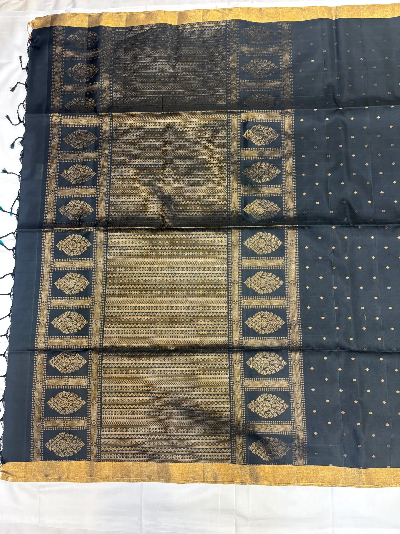 Karmugi handloom softsilk saree - Pure silk saree