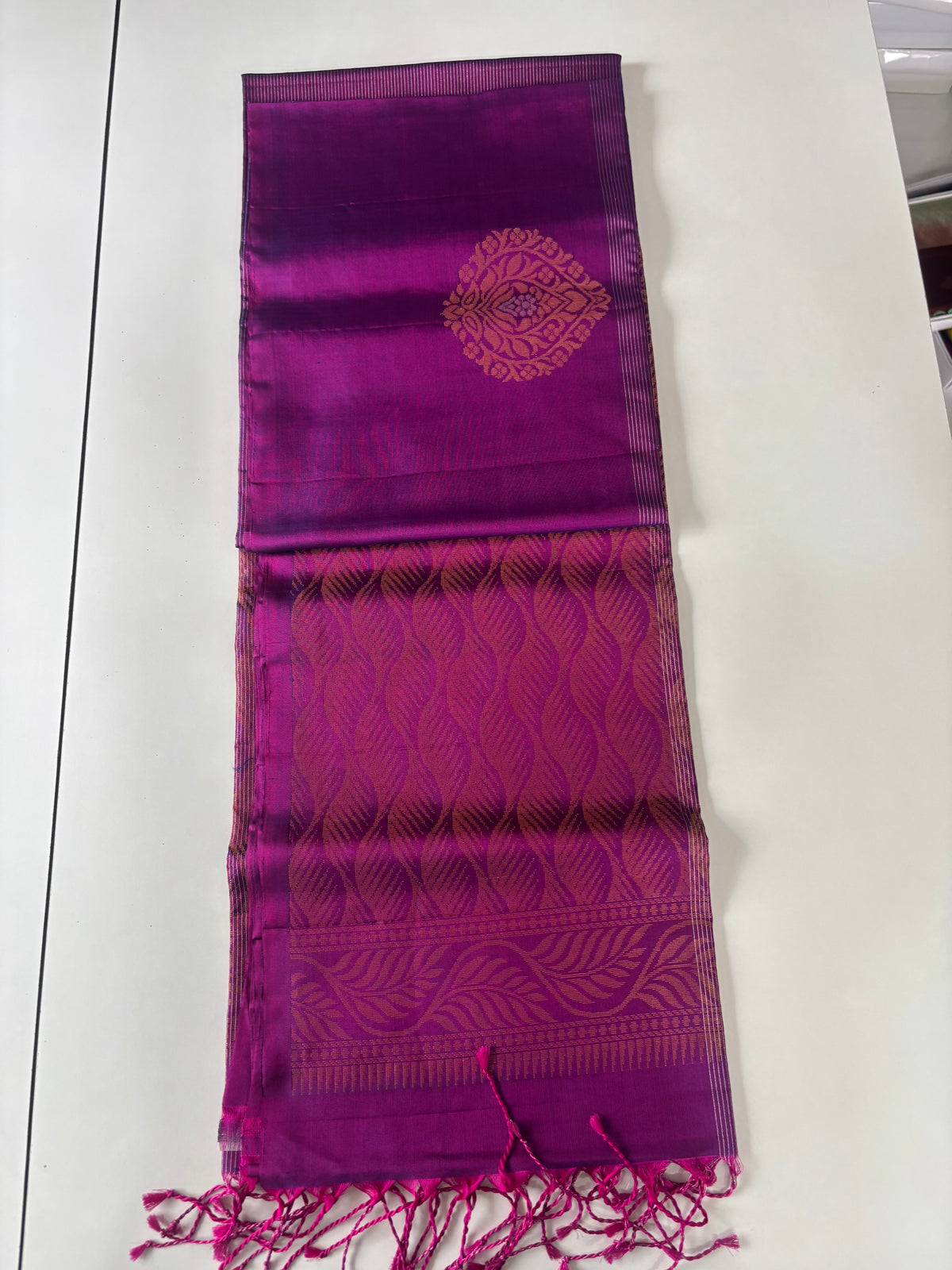 Vasundhra handloom softsilk saree - Pure silk saree