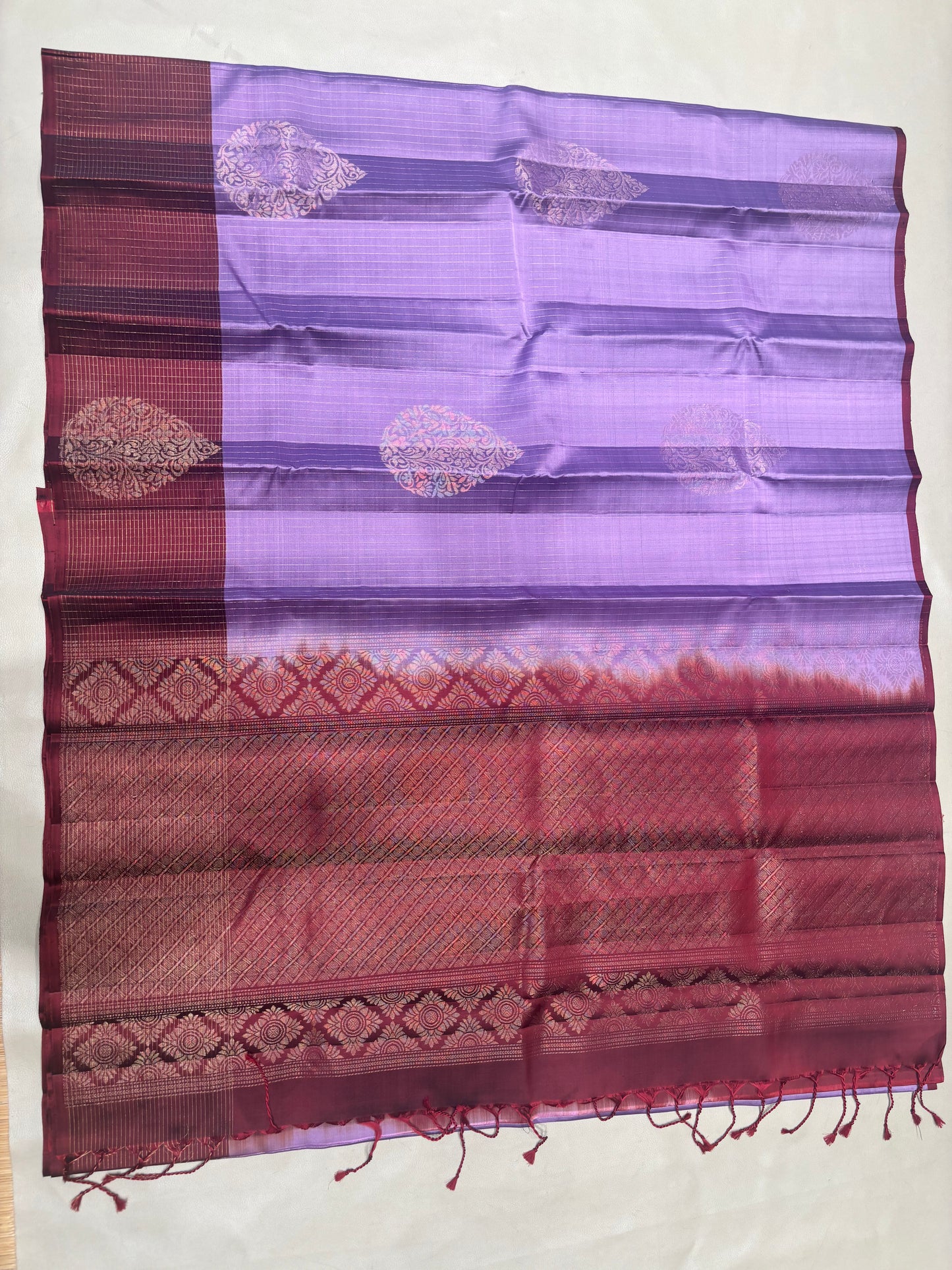 Vaidoori lavender vaira oosi handloom softsilk saree - Pure silk saree