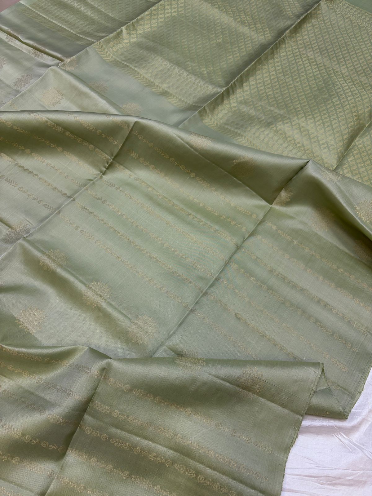 Manjari Soft Silk saree - Pure silk saree
