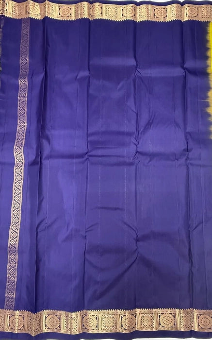 Shambavi radium green color body & navy blue color pallu,blouse - Pure silk saree