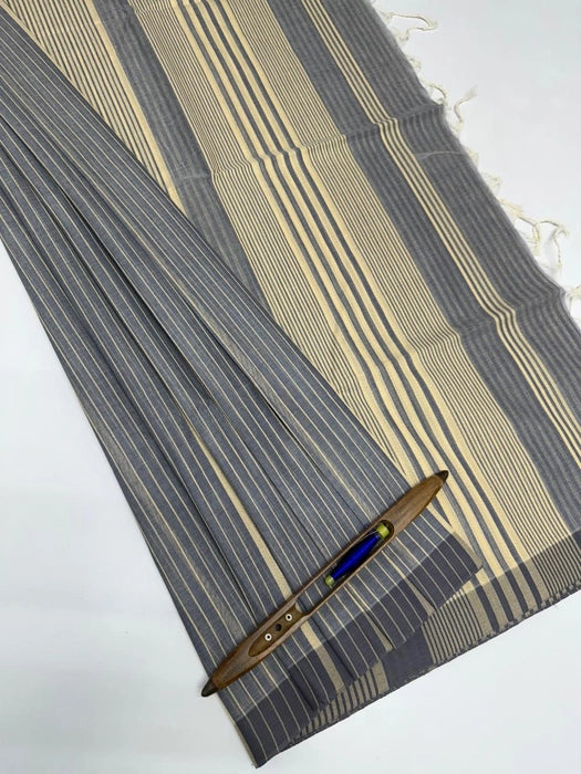 Vaasu cotton saree - light grey color body, pallu,blouse.