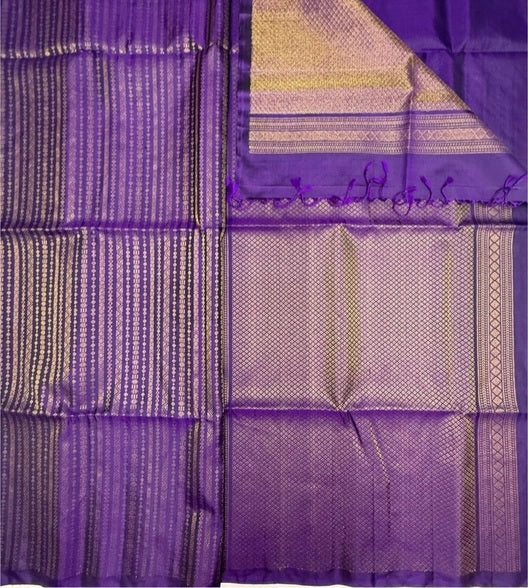Oodha violet color body, pallu , blouse pure silk saree