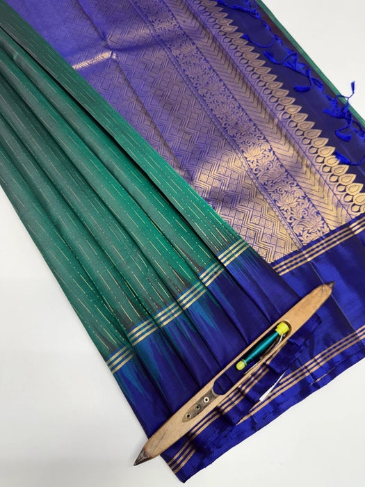 Aari green color body & navy blue color pallu , blouse - Pure silk saree